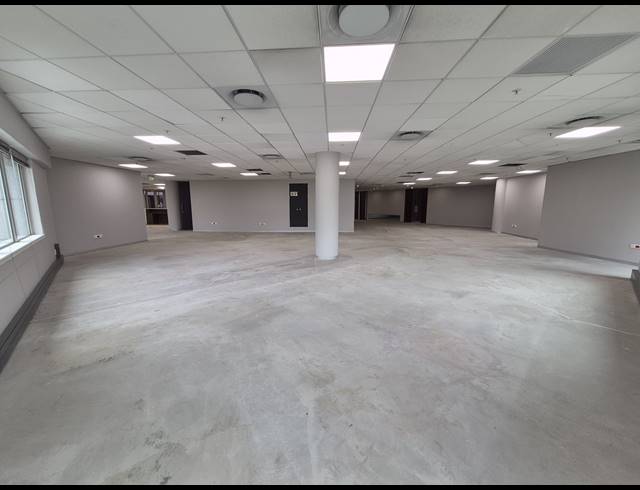 947M² OFFICE TO LET IN SANDTON CENTRAL